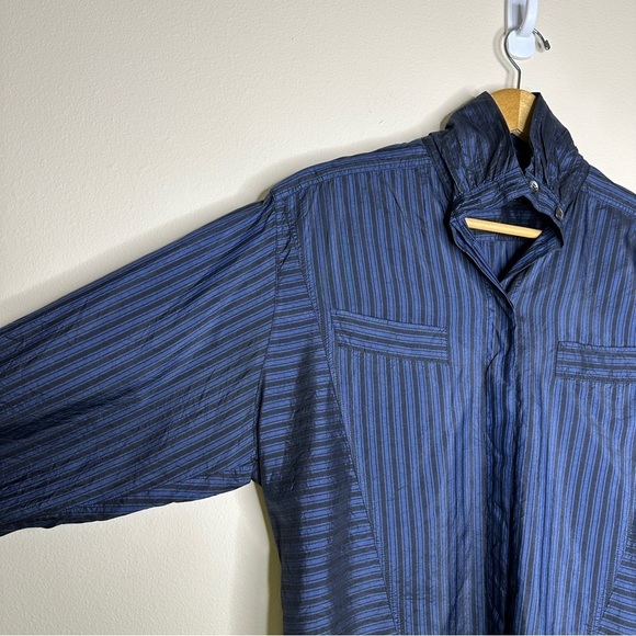 Vintage Escada 100% Silk Blue Stripe Blouse Size 38 US M - Picture 3 of 11